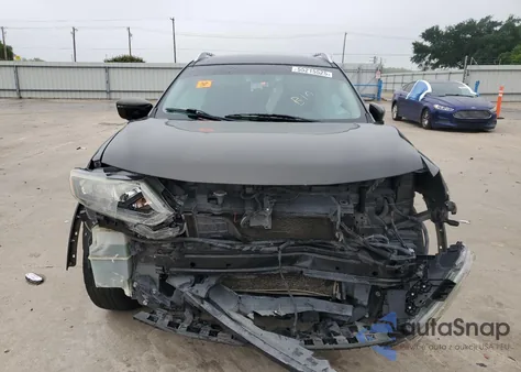 2016 Nissan Rogue S z USA, uszkodzony, nr VIN KNMAT2MT7GP640638